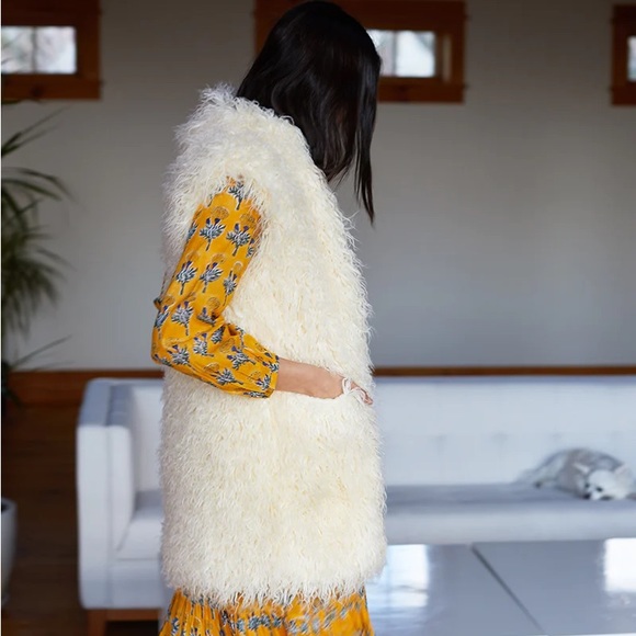 Emerson Fry Ivory Fluffy Vest - Picture 8 of 9